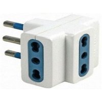 Trade Shop Traesio - Trade Shop - Dreifachadapter 2P+T 10A mit 10A-Stecker + 3 10A triple small CONNECTION-Steckdosen - von TRADE SHOP TRAESIO