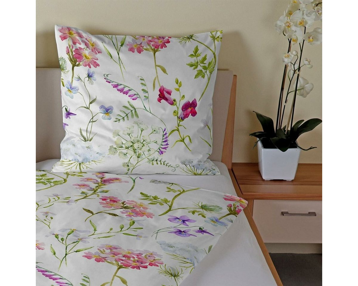 TRAUMSCHLAF Bettwäsche Florenz, Mako Satin, 3 teilig, florales Design mit seidigem Glanz TRAUMSCHLAF Bettwäsche Florenz, Mako Satin, 3 teilig, florales Design mit seidigem Glanz von TRAUMSCHLAF