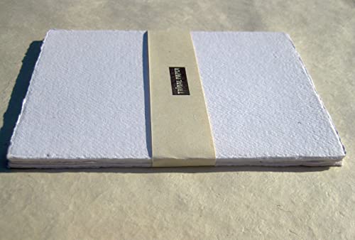 A6 handgeschöpfter Büttenkarton Aquarell-Postkartenkarton 450g/m² mit Büttenrand 10 Bogen/Set naturweiß aus BaumwollLinters Prägekarton A6 handgeschöpfter Büttenkarton Aquarell-Postkartenkarton 450g/m² mit Büttenrand 10 Bogen/Set naturweiß aus BaumwollLinters Prägekarton von tribal paper
