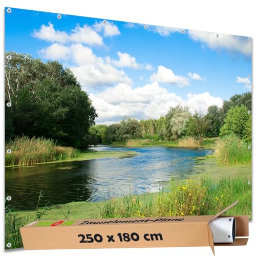TRIOSK Sichtschutz Garten Deko Zaun Plane Blickdicht groß mit Zaunblende Motiv Flusslauf Ufer Wiese Wasser für Zaunelement Doppelstabmatten Stabmattenzaun Gartenzaun PVC 250x180 cm von TRIOSK