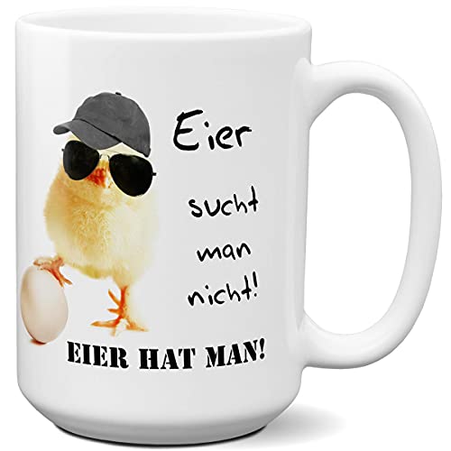 TRIOSK Jumbo Tasse Küken mit Hühner Spruch Eier hat man lustig Baby Huhn Geschenk für Männer Hühnerliebhaber Büro Kollegen Ostern Vatertag, Keramik 400ml von TRIOSK