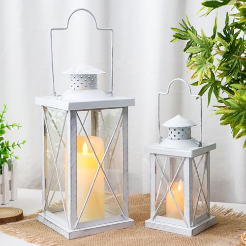 TRIROCKS 40 & 27 cm H Dekorative Kerzenlaternen 2er-Set Hängelaterne Vintage-Kerzenhalter Aus Metall Mit Gehärtetem Glas für Indoor Outdoor Haus Partys Garten Hochzeit (Weiß Mit Silberner Bürste) TRIROCKS 40 & 27 cm H Dekorative Kerzenlaternen 2er-Set Hängelaterne Vintage-Kerzenhalter Aus Metall Mit Gehärtetem Glas für Indoor Outdoor Haus Partys Garten Hochzeit (Weiß Mit Silberner Bürste) von TRIROCKS