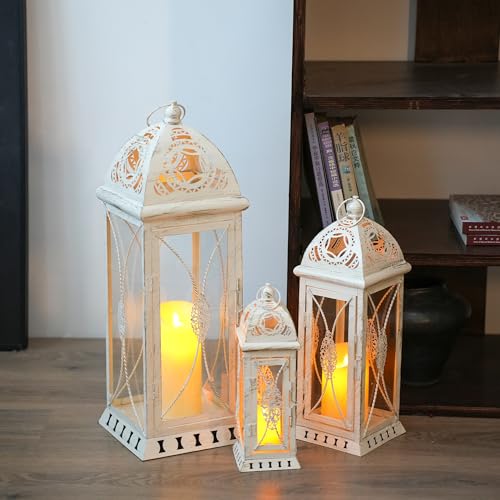 TRIROCKS Satz von 3 dekorativen Kerzenlaternen 56cm&41cm&28cm H Vintage Metall-Kerzenhalter für Garten Hof Patio Hochzeit Partys Veranstaltungen drinnen draußen (Beige mit Gold Pinsel) von TRIROCKS