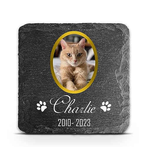 TULLUN Individueller Personalisiert Tiergrabstein Schiefer Gedenkstein für Hund, Katze und andere Haustiere - Größe 10 x 10 cm - Goldrahmenfoto TULLUN Individueller Personalisiert Tiergrabstein Schiefer Gedenkstein für Hund, Katze und andere Haustiere - Größe 10 x 10 cm - Goldrahmenfoto von TULLUN