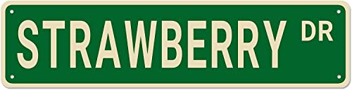 TUPLNO Erdbeer-Dekoschild – Wanddekoration für Zuhause/Küche/Männerhöhle, hochwertiges Metallschild, 40,6 x 10,2 cm TUPLNO Erdbeer-Dekoschild – Wanddekoration für Zuhause/Küche/Männerhöhle, hochwertiges Metallschild, 40,6 x 10,2 cm von TUPLNO