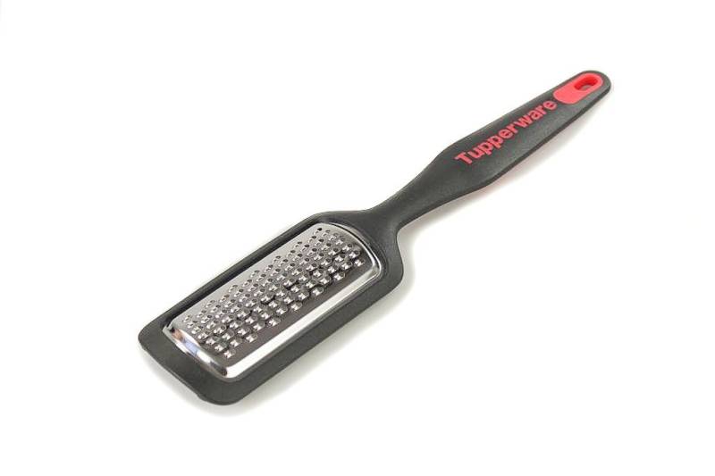 TUPPERWARE Multireibe Griffbereit Reibe schwarz rot TUPPERWARE Multireibe Griffbereit Reibe schwarz rot von TUPPERWARE