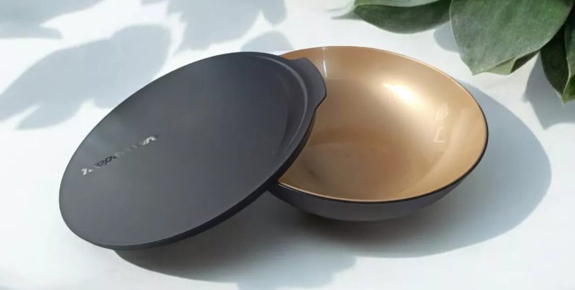 TUPPERWARE Servierschale Tupperware Allegra Schale 275 ml in schwarz / Gold TUPPERWARE Servierschale Tupperware Allegra Schale 275 ml in schwarz / Gold von TUPPERWARE