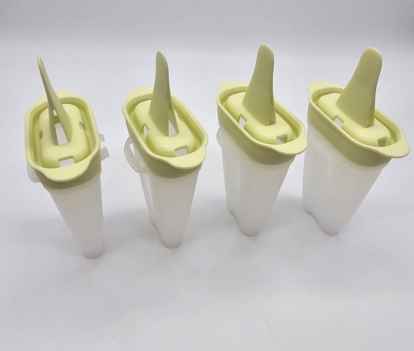 TUPPERWARE Vorratsdose Tupperware Lollitups, Eis selber machen 4er Set TUPPERWARE Vorratsdose Tupperware Lollitups, Eis selber machen 4er Set von TUPPERWARE