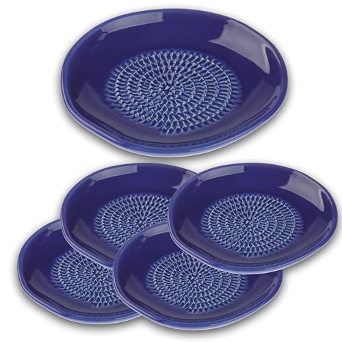 TURBO PRODUKTE Keramikreibe - Ideal für Ingwer, Knoblauch und Zitronen - Spülmaschinenfest - Reibeteller im mediterranen Stil - Dunkelblau - 5 Stück TURBO PRODUKTE Keramikreibe - Ideal für Ingwer, Knoblauch und Zitronen - Spülmaschinenfest - Reibeteller im mediterranen Stil - Dunkelblau - 5 Stück von TURBO PRODUKTE