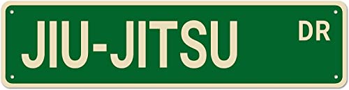TYCLTY Jiu-Jitsu Dr. Straßenschilder, Metall-Blechschilder, Jiu-Jitsu-Dekor, Jiu-Jitsu-Schild, Jiu-Jitsu-Geschenk, lustige Wanddekoration für Zuhause/Schlafzimmer/Männerhöhle/Bar/Kneipe, 40,6 x 10,2 TYCLTY Jiu-Jitsu Dr. Straßenschilder, Metall-Blechschilder, Jiu-Jitsu-Dekor, Jiu-Jitsu-Schild, Jiu-Jitsu-Geschenk, lustige Wanddekoration für Zuhause/Schlafzimmer/Männerhöhle/Bar/Kneipe, 40,6 x 10,2 von TYCLTY