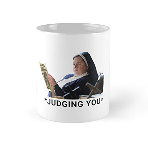 TYCLTY WaYanl-4026 BZ305 Kaffeebecher aus Keramik mit Aufschrift "Sister Michael Derry Girls Judging You", 325 ml und 325 ml von TYCLTY