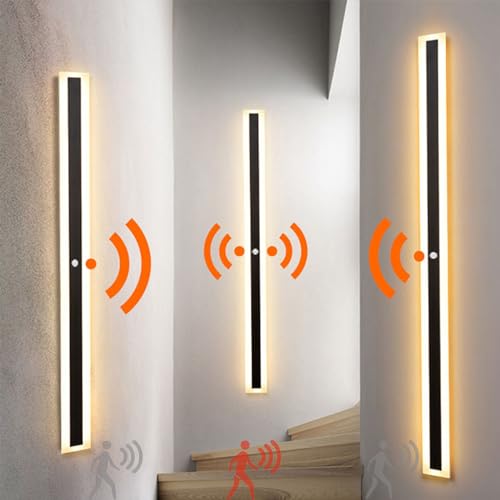 TZSMUM LED Lange Wandleuchte mit Bewegungsmelder Außen Innen IP65 Wasserdicht Außenwandleuchte Modern Wandlampe Acryl Außenlampe Schwarz Gärten Korridor Terrassenbeleuchtung (Warmes Licht,150CM) von TZSMUM