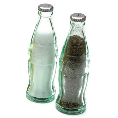 Coca-Cola Mini Glass Salt and Pepper Shakers Set of 2 by Tablecraft von Tablecraft