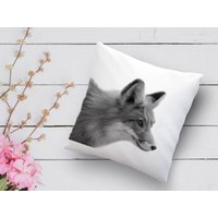 Kissen Mit Fuchs Print Tiermotiv 40x40 cm Weiß von TachinedasCreative