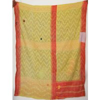 Vintage Kantha Quilt Handgemachte Überwurf-Decke Aus Recycelter Baumwolle von Tagayi
