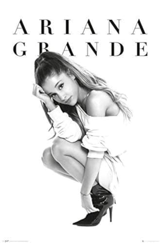 Tainsi Ariana Grande Poster, 28 x 43 cm von Tainsi