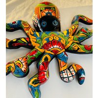Bunte Wand Mit Oktopus von TalaveraPotteryArt