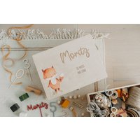Erinnerungskiste Mit Name Und Fuchs Für Kinder Als Erinnerungsbox Zur Taufe Oder Geschenk Geburt Von Tales Of Marley von TalesOfMarley