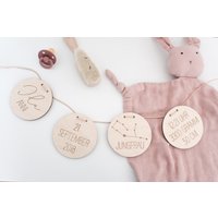 Personalisierte Wimpelkette Mit Geburtsdaten| Personalisiertes Geschenk Zur Geburt | Geburtsdaten Baby| Kinderzimmerdeko| Tales Of Marley von TalesOfMarley