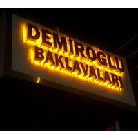 Hintergrundbeleuchtetes Firmenschild, 3D-Led-Logo Benutzerdefinierte Beschilderung, Metall-Licht Benutzerdefiniertes Geschäftsschild, Gebürstetes von TalkingSign3D