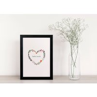 Hello Lovely | Blumen Herz Kunstdruck von TallulahPrintsUK