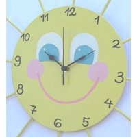 Little Miss Sunshine Bananen Handgemalte Wanduhr von TammnoonyKids