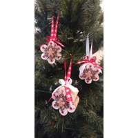 Lebkuchenjunge Kork Snowflake Ornamente-Set Von 3 von TamsCreativeOutlet