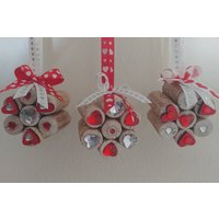 Rot & Weiß Herz Kork-Schmuck - Set Von 3 von TamsCreativeOutlet