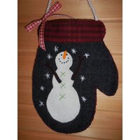 Extra Großes Frosty Handschuh Ornament von TandDStichesPlus