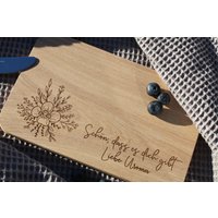 Frühstücksbrett - Personalisierte Bretter Geschenk Geburtstag Muttertag Weihnachten Holzbrett Schneidebrett Uroma/Oma Frühstücksbrett - Personalisierte Bretter Geschenk Geburtstag Muttertag Weihnachten Holzbrett Schneidebrett Uroma/Oma von TanteMaja