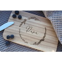 Frühstücksbrett - Personalisierte Bretter Geschenk Papa Vatertag Weihnachten Holzbrett Schneidebrett Geburtstagsgeschenk Frühstücksbrett - Personalisierte Bretter Geschenk Papa Vatertag Weihnachten Holzbrett Schneidebrett Geburtstagsgeschenk von TanteMaja