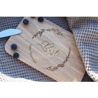 Frühstücksbrett - Personalisierte Bretter Geschenk Taufe Muttertag Weihnachten Holzbrett Schneidebrett Patenonkel Patentante von TanteMaja