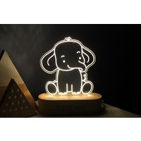 Personalisierbares Nachtlicht Elefant - Kinderzimmerlampen Geschenk Geburt Lampen Mit Tiermotiv Led Deko Kinderzimmer Taufe Personalisierbares Nachtlicht Elefant - Kinderzimmerlampen Geschenk Geburt Lampen Mit Tiermotiv Led Deko Kinderzimmer Taufe von TanteMaja