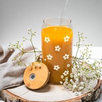 Trinkglas | Blumen Inkl. Bambusdeckel & Glasstrohhalm Design Geschenkidee Trinkglas | Blumen Inkl. Bambusdeckel & Glasstrohhalm Design Geschenkidee von TanteResi