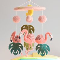 Rosa Flamingo Flamingos Filz Babybett Krippe Mobile Rosa Flamingo Flamingos Filz Babybett Krippe Mobile von TaraTreasuresAU