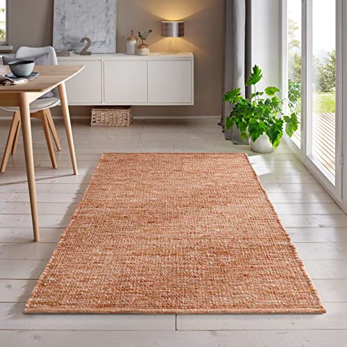 Handweb-Teppich aus Schurwolle in Skandinavischem Landhaus Design in vielen aktuellen Farben für Wohnzimmer, Esszimmer, Schlafzimmer, Flur, auch als Läufer beidseitig verwendbar terracotta 070x240 cm von Taracarpet