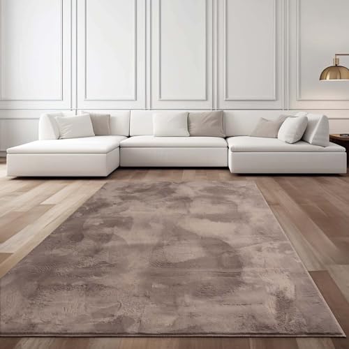 Taracarpet Fellteppich Kunstfell Teppich Waschbar, Hasenfell Imitat, Kaninchenfell, Kurzfell | Flauschiger Teppich Wohnzimmer, Bettvorleger Schlafzimmer, Teppich Fell Taupe 120x170 cm von Taracarpet