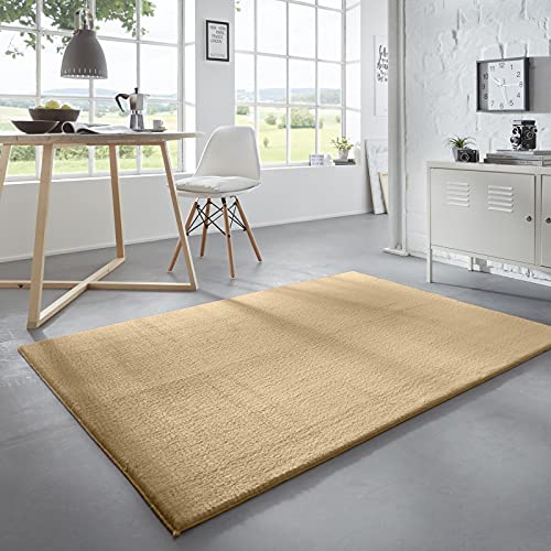 Taracarpet Waschbarer Flauschiger Uni Kurzflor Teppich, Anti-Rutsch, Felloptik, Super Soft Gold 120x170 cm von Taracarpet