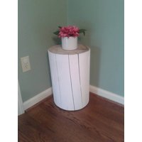 Bemalter Weißer Stump-Tisch Nachttisch-Sofa-Tischstump-Hocker - 8-9 "Durchmesser Benutzerdefinierte Höhen Verfügbar von TarheelCustomWood