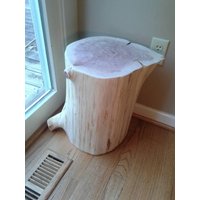 Kurzer Fat Cedar Stump Hocker Tisch 12 "- 14" Breit - Benutzerdefinierte Höhen Erhältlich von TarheelCustomWood