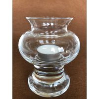 Vintage Handgemachter Sea Of Sweden Art Glas Schwerer Fuß Kerzenhalter Designt Von Björn Ramel, Retro Stil Mid Century Glas, 1970Er Jahre Schweden von TashaVintageFinds