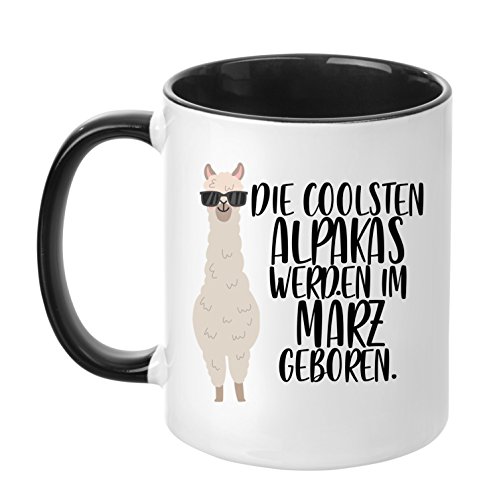 TassenTicker - ''Die coolsten Alpakas werden im März geboren'' -Geburtstags Tasse - hochwertige Qualität - Geschenke - Alpaka - Schwarz (März) von TassenTicker