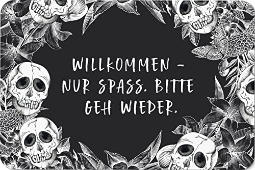 Tassenbrennerei Fußmatte mit Spruch: Willkommen - nur Spass. Bitte GEH Wieder. - Totenkopf Türmatte lustig für Innen - Made in Germany von Tassenbrennerei