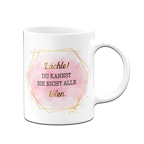 Tassenbrennerei Original Tasse mit Spruch Lächle Du kannst sie nicht alle töten - Lady Boss Edition im Gold Design - Büro Kaffeetasse lustig Geschenk für Freundin, Arbeitskollegin, Chefin (Weiß) von Tassenbrennerei