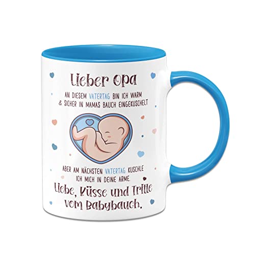 Tassenbrennerei Tasse - Lieber Opa an diesem Vatertag bin ich noch in Mamas Bauch - Geschenk für werdenden Opa zur Schwangerschaft verkünden - Schwanger (Blau) von Tassenbrennerei
