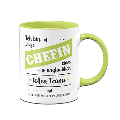 Tassenbrennerei Tasse mit Spruch Ich Bin stolze Chefin eines unglaublich tollen Teams - Kaffeetasse lustig - Spülmaschinenfest (Grün) von Tassenbrennerei