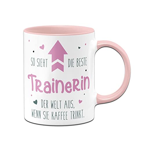 Tassenbrennerei Tasse mit Spruch - So sieht die beste Trainerin der Welt aus, wenn sie Kaffee trinkt - Kaffeetasse lustig als Geschenk (Trainerin) von Tassenbrennerei