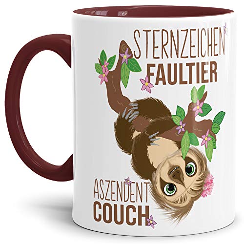 Faultier-Tasse mit Spruch "Sternzeichen - Aszendent Couch" - Geschenk-Idee/Lustig/Ruhig/Witzig/Innen & Henkel Weinrot von Tassendruck