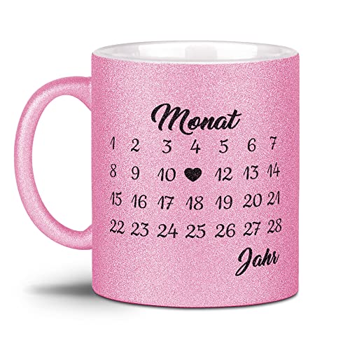 Glitzer-Tasse mit Kalender selbst gestalten - Jahrestag anpassbar, mit Namen & Text bedrucken - Geschenk Valentinstag, Jahrestag, Freundin, Paar, Liebe - Rosa, 300 ml von Tassendruck