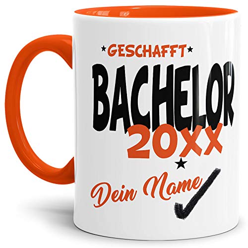 Tassendruck Bachelor-Tasse Geschafft Bachelor 20XX - Selbst gestalten mit Jahr und Name zum bestandenen Bachelor/Abschluss/Lernen/Prüfung/personalisierte Geschenk-Idee/Innen & Henkel Orange von Tassendruck